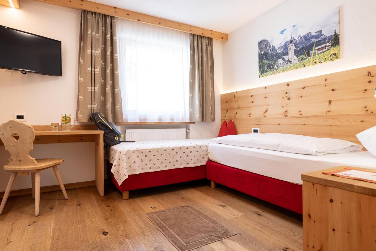 Bed and Breakfast Garni Gran Pre Корвара-ин-Бадия Экстерьер фото