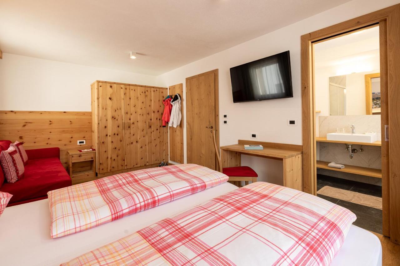 Bed and Breakfast Garni Gran Pre Корвара-ин-Бадия Экстерьер фото