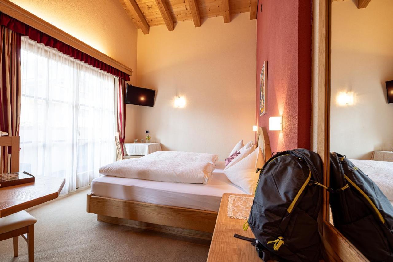 Bed and Breakfast Garni Gran Pre Корвара-ин-Бадия Экстерьер фото