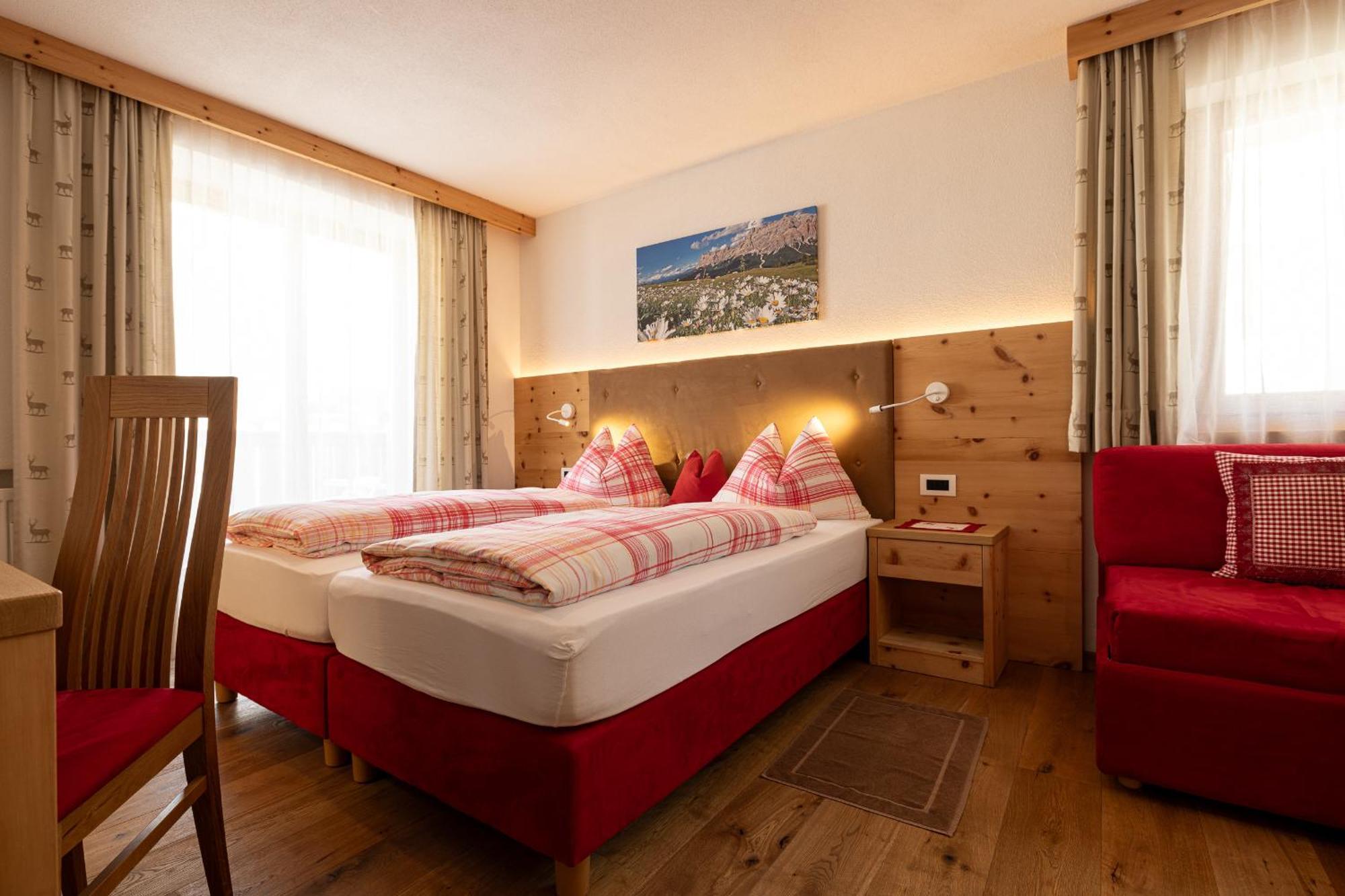 Bed and Breakfast Garni Gran Pre Корвара-ин-Бадия Экстерьер фото